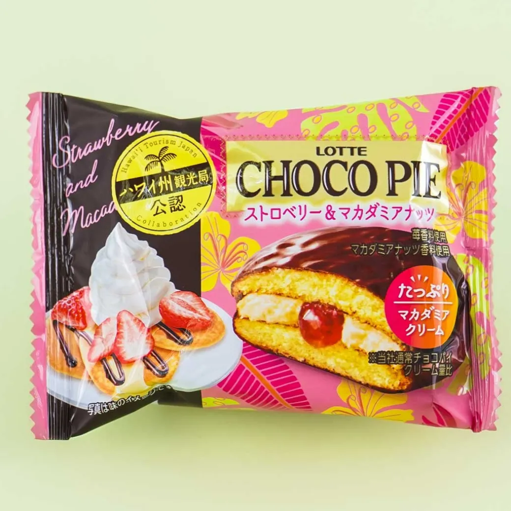 Lotte Choco Pie - Strawberry & Macadamia