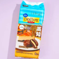Lotte Co-Trip Choco Pie - Cafe Spoon's Baked Cheesecake