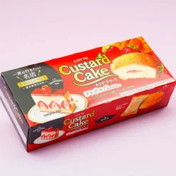 Lotte Custard Cake - Fraisier