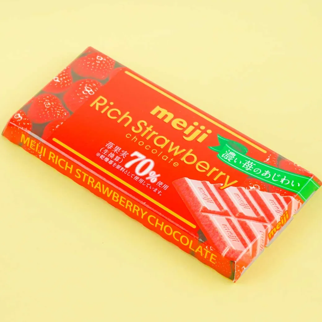 Meiji Rich Strawberry Chocolate Bar
