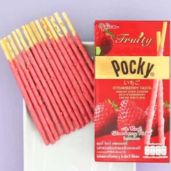 Pocky Biscuit Sticks - Strawberry Flakes & Cream