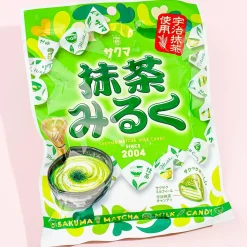 Sakuma Matcha Milk Crunchy Candy