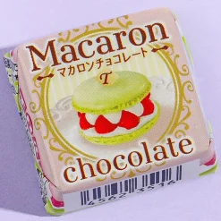 Tirol Pistachio Macaron Chocolate