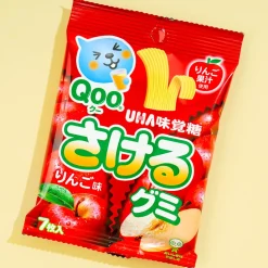 UHA Sakeru Split Gummy - Qoo Apple
