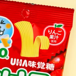 UHA Sakeru Split Gummy - Qoo Apple