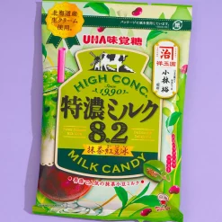 UHA Tokuno Milk 8.2 High Concentrated Candy - Matcha & Red Bean